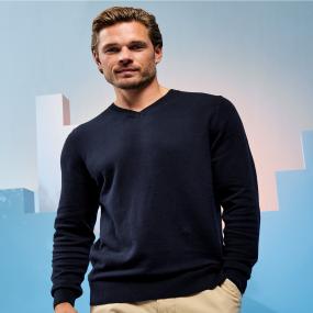 Men's Cotton Blend V-neck Sweater