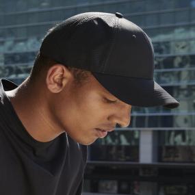 Technical Mesh Trucker