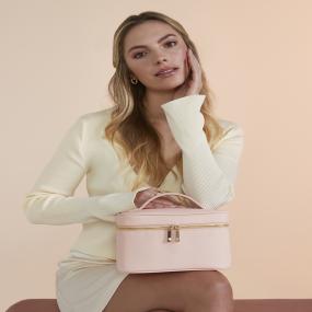 Boutique Vanity Case