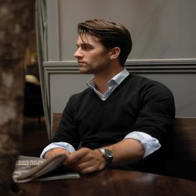 Brighton  Elegant V-neck Knit