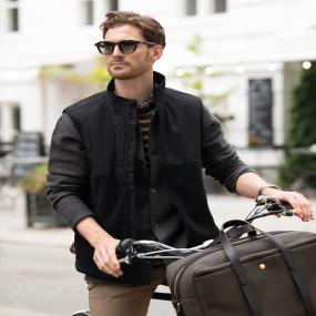 Highland - Fashionable Yoke Fleece Vest