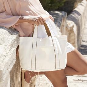 Courtside Medium Tote